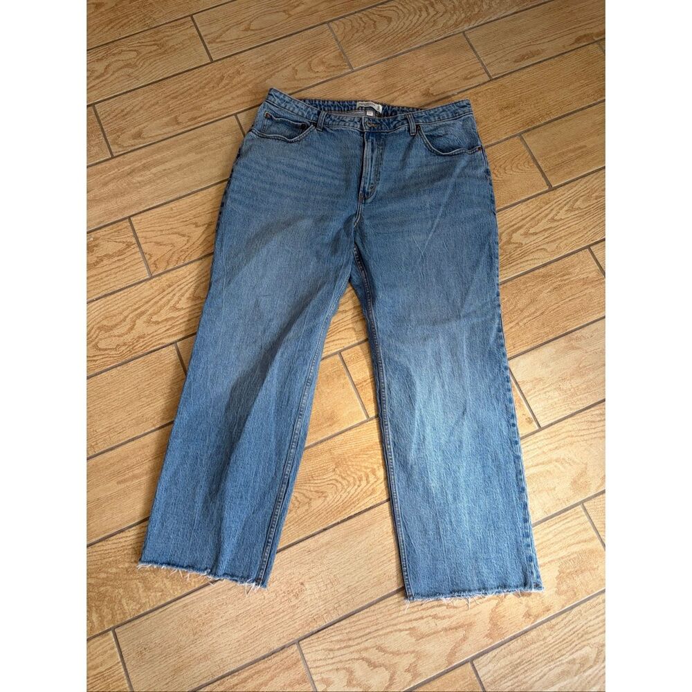 Abercrombie Curve Love The 90s Relaxed High Rise Jeans Size 34/18 Regular